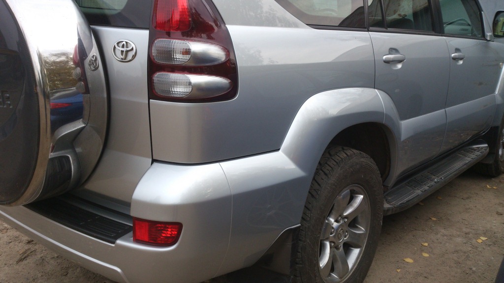 Toyota Land Cruiser Prado Покраска расширителей, бампера, полная полировка после ремонта